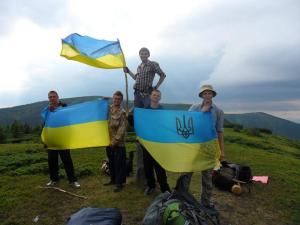 Новина Краще гір можуть бути тільки гори... Ранкове місто. Кропивницький