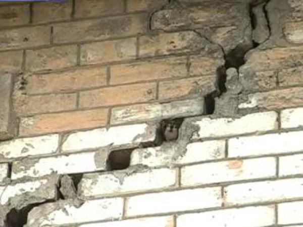 Новина В Макеевке обвалилась часть стены жилого дома Ранкове місто. Кропивницький