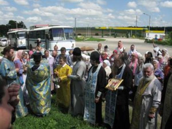 Новина Кіровоградські православні провели хресну ходу (ФОТО) Ранкове місто. Кропивницький