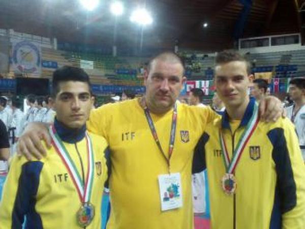 Новина Кропивницькі спортсмени привозли дві золоті медалі з Чемпіонату Світу з Таеквон-до ІТФ, Ранкове місто. Кропивницький