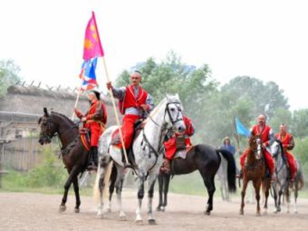 Новина 14 жовтня в «Мамаєвій Слободі» відбудеться Велике козацьке свято – Покрова Пресвятої Богородиці! Ранкове місто. Кропивницький