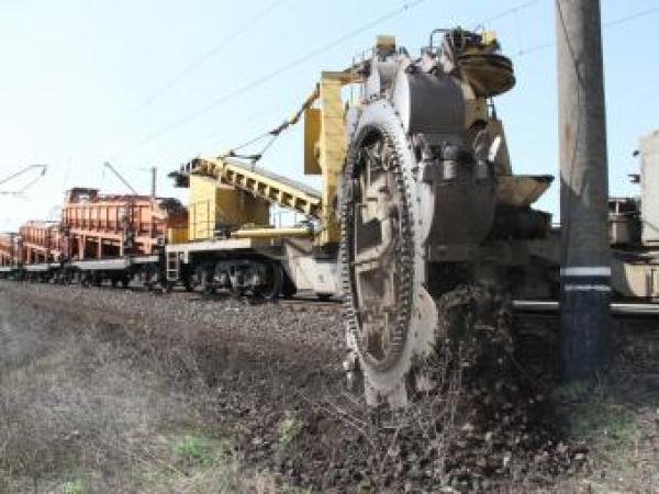 Новина Масштабні роботи з реконструкції у Знам’янці (ФОТО) Ранкове місто. Кропивницький