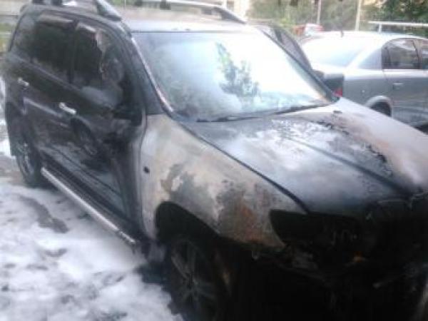 Новина У Долинській ліквідовано пожежу двох автомобілів Ранкове місто. Кропивницький