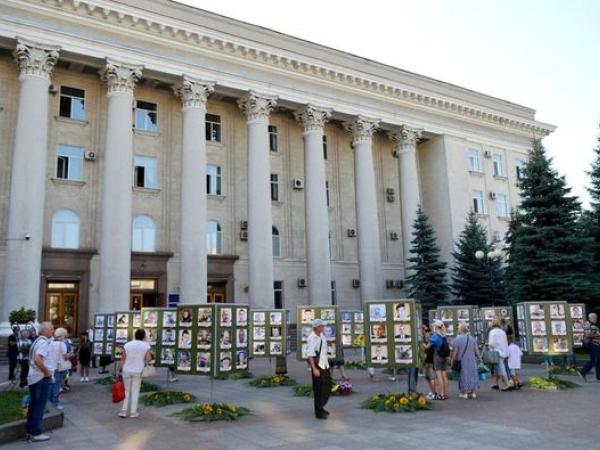 Новина У Кропивницькому встановили Алею Пам’яті Ранкове місто. Кропивницький