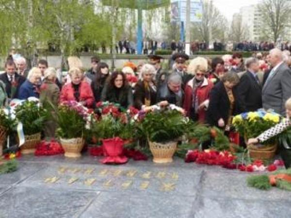 Новина В Кировограде прошли митинги к 25-летию Чернобыльской трагедии Ранкове місто. Кропивницький