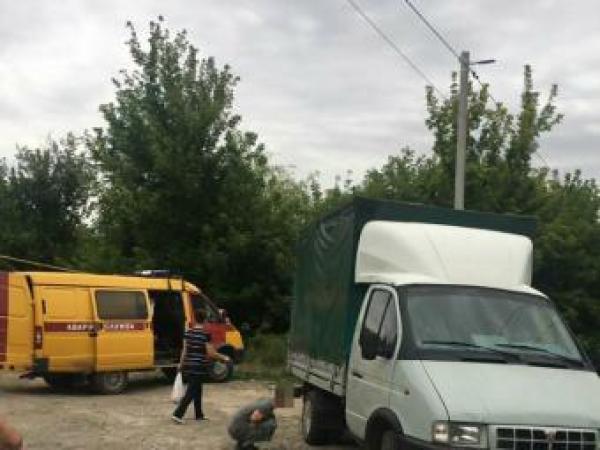 Новина На Єгорова некерована автівка пошкодила газопровід Ранкове місто. Кропивницький