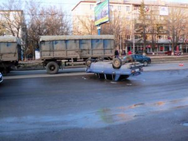 Новина У Кропивницькому легковик зробив «вуха» Ранкове місто. Кропивницький