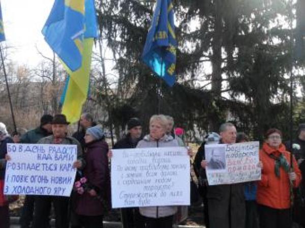 Новина У Кропивницькому свободівці долучились до відзначення дня народження Кобзаря Ранкове місто. Кропивницький