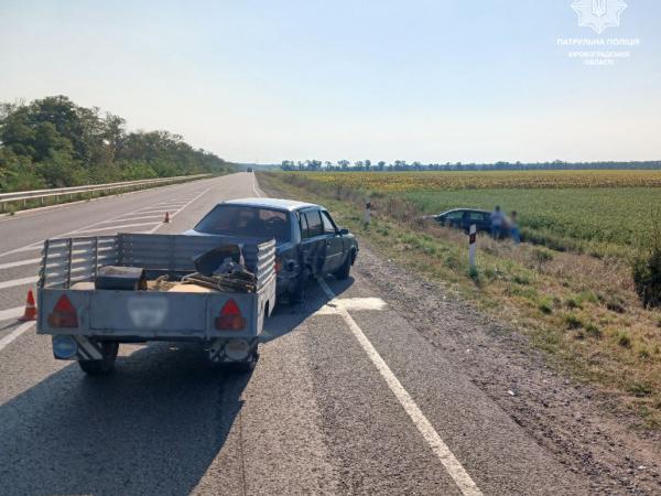 Новина Патрульні склали протокол на водія, який спричинив ДТП Ранкове місто. Кропивницький