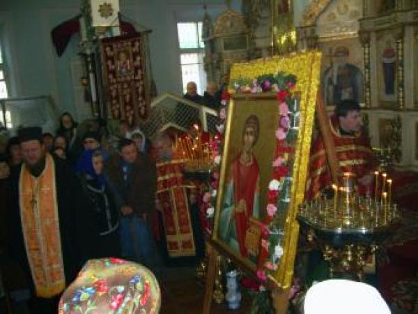 Новина В Кировоград приехала великая святыня Ранкове місто. Кропивницький