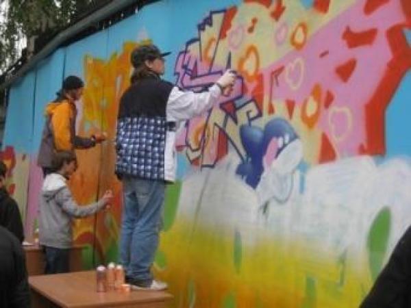 Новина Команды посоревнуются в граффити Ранкове місто. Кропивницький