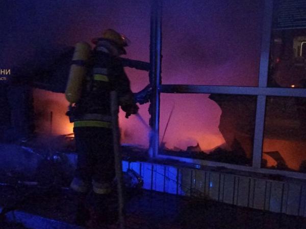 Новина У Приютівській громаді сталася пожежа закинутої будівлі Ранкове місто. Кропивницький