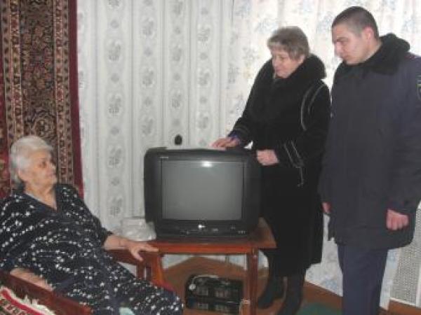 Новина 91-летняя жительница Кировограда подарила Дому ребенка телевизор Ранкове місто. Кропивницький