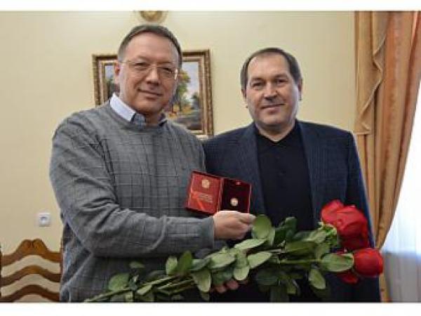 Новина Гендиректора фірми “Ласка” нагородили найвищою відзнакою міськради Ранкове місто. Кропивницький