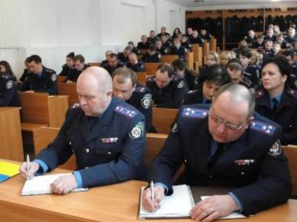 Новина Правоохранители и госслужащие Кировограда изучали новый антикоррупционный закон Ранкове місто. Кропивницький