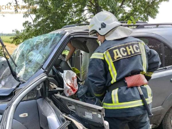 Новина Одна жінка у Завалівській громаді загинула в ДТП, інша з двома дітьми опинилася в лікарні Ранкове місто. Кропивницький