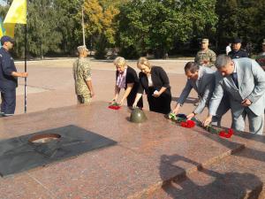 Новина Полеглих ветеранів партизанського руху вшанували у Кропивницькому (ФОТО) Ранкове місто. Кропивницький
