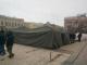 Жильцы общежития в 101-м микрорайоне требуют новую палатку взамен и обещают стоять до конца