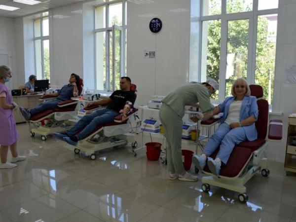 Новина Кропивничани підтримують донорську акцію “Врятуй життя захисника” Ранкове місто. Кропивницький