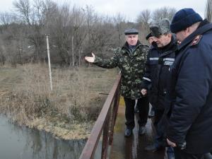 Новина Кропивницький: фахівці Управління ДСНС в області взяли участь у перевірці гідрологічної ситуації на річках Інгул та Сугоклія Ранкове місто. Кропивницький