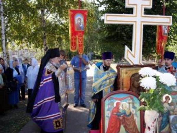 Новина Возле памятника Ангелу Хранителю будет построен храм (ФОТО) Ранкове місто. Кропивницький