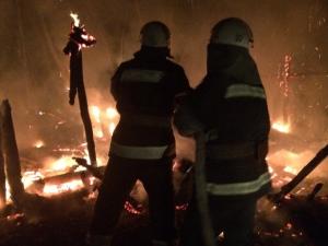 Новина Кіровоградщина: В Устинівці згорів приватний дерев’яний сарай Ранкове місто. Кропивницький