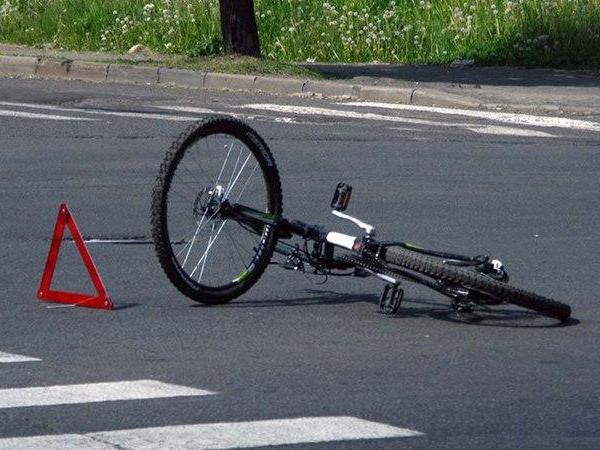 Новина Поблизу Компаніївки 74-річного велосипедиста на смерть збив водій «Жигулів» Ранкове місто. Кропивницький