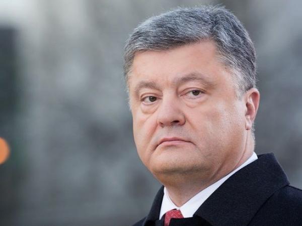 Новина Президент України Петро Порошенко просить скасувати подання декларацій для активістів Ранкове місто. Кропивницький