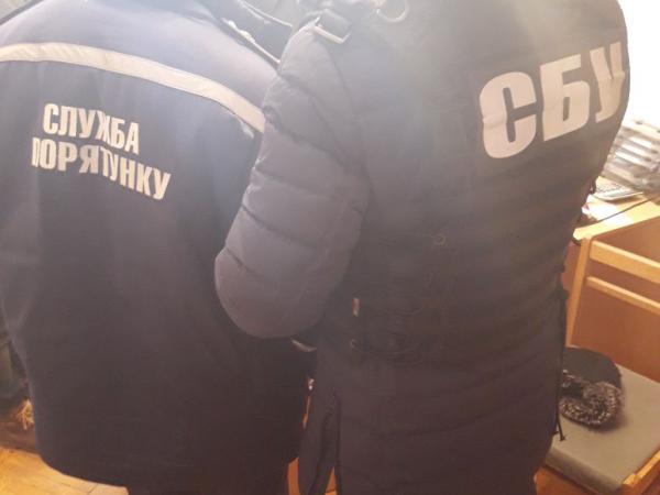 Новина У Кропивницькому затримали на хабарі майора служби цивільного захисту (ФОТО) Ранкове місто. Кропивницький