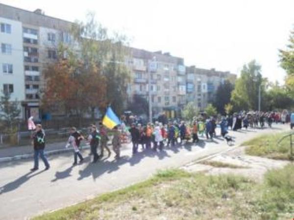 Новина У Смоліному поховали Oлексaндpa Сімoнoвa, який загинув біля селa Тpoїцькoгo Лугaнськoї oблaсті Ранкове місто. Кропивницький