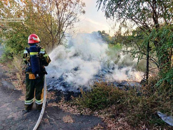 Новина На території Кіровоградської області рятувальники ліквідували 17 пожеж в екосистемі Ранкове місто. Кропивницький