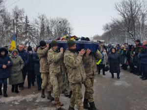 Новина У Кропивницькому попрощалися з бійцем Віктором Куроп'ятником (ФОТО, ВІДЕО) Ранкове місто. Кропивницький