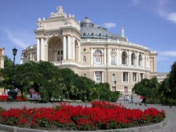 Новина Президент наградил одесских театралов Ранкове місто. Кропивницький