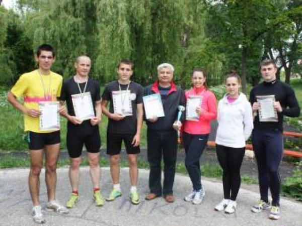 Новина В Кіровограді змагалися легкоатлети у погонах Ранкове місто. Кропивницький