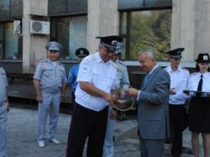 Новина Донецкая милиция обзавелась новыми автомобилями от городской власти Ранкове місто. Кропивницький