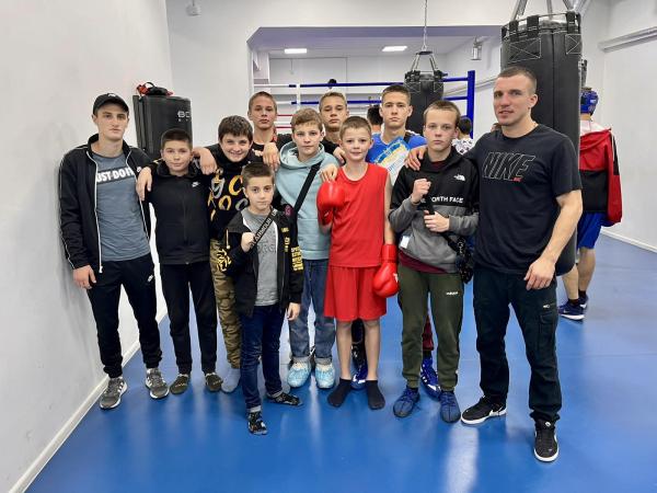Новина Кропивницькі боксери вибороли дванадцять медалей на чемпіонаті області Ранкове місто. Кропивницький