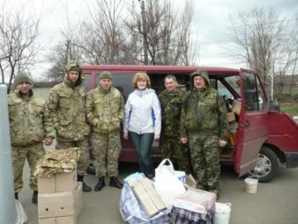 Новина Олександрійські волонтери: доба в дорозі заради допомоги військовим (ФОТО) Ранкове місто. Кропивницький