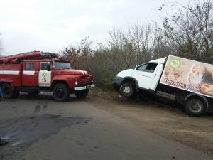 Новина На Кіровоградщині «Газель» мало не перевернулась у кювет (ФОТО) Ранкове місто. Кропивницький