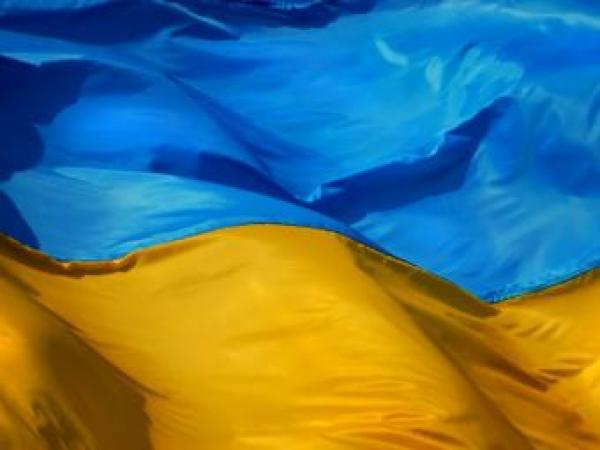 Новина Сегодня – День Государственного Флага Украины Ранкове місто. Кропивницький