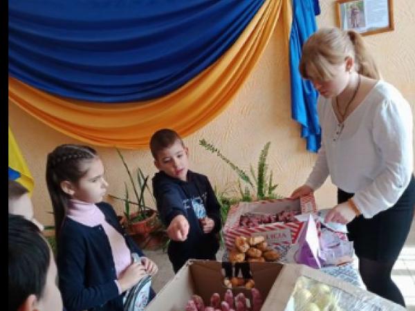 Новина Понад 18 тисяч гривень на допомогу українським військовим зібрали в Олександрівській громаді Ранкове місто. Кропивницький