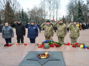 Новина У Кропивницькому вшанували пам'ять визволителів міста від нацистських загарбників Ранкове місто. Кропивницький