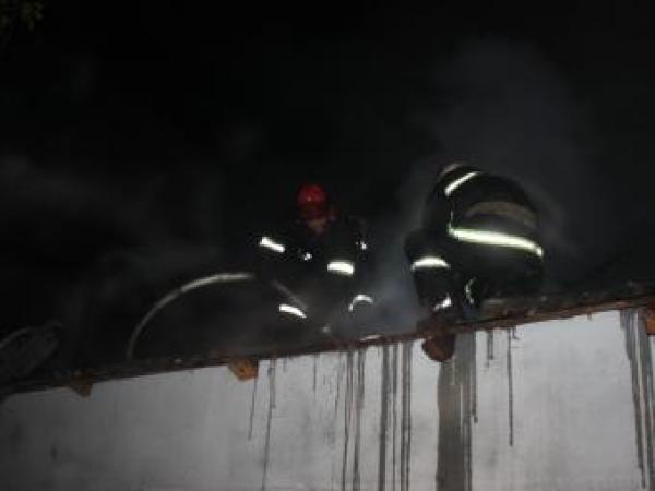 Новина У Кропивницькому рятувальники ліквідували пожежу житлового будинку Ранкове місто. Кропивницький
