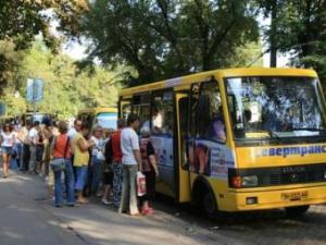 Новина Одесским маршрутчикам поднимут зарплату Ранкове місто. Кропивницький