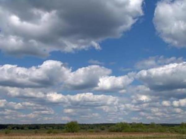 Новина Переменная облачность сегодня подарит нам легкую прохладу Ранкове місто. Кропивницький