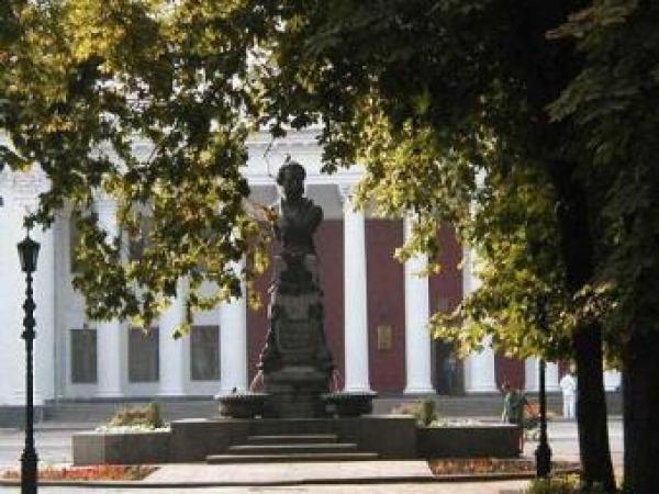 Новина В Одессе откроют мемориальную доску брату Пушкина Ранкове місто. Кропивницький