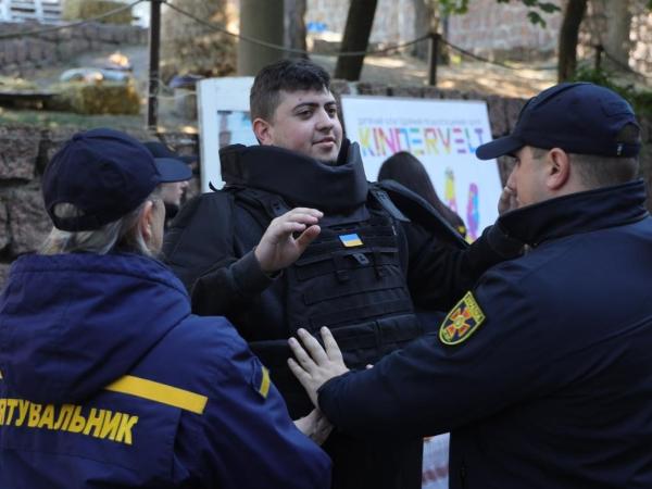 Новина До обласних заходів з відзначення Всесвітнього дня ментального здоров’я долучилися кропивницькі рятувальники Ранкове місто. Кропивницький