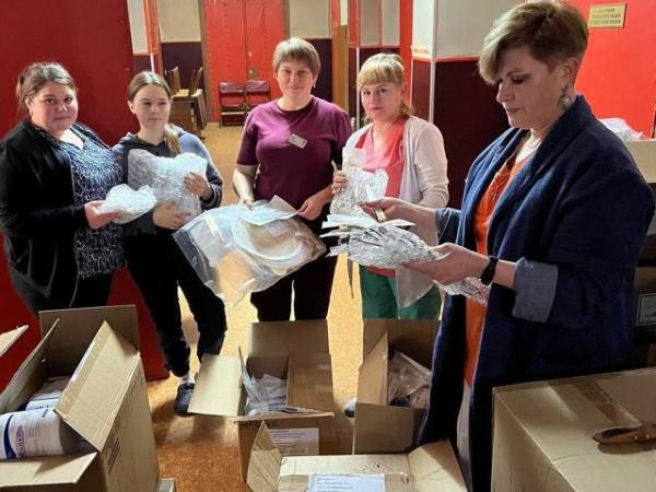Новина Українські волонтерки із США вже втретє передали медичне обладнання у лікарню Кропивницького Ранкове місто. Кропивницький