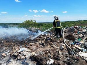 Новина Рятувальники Кіровоградського гарнізону ліквідували десять пожеж сухостою та сміття Ранкове місто. Кропивницький