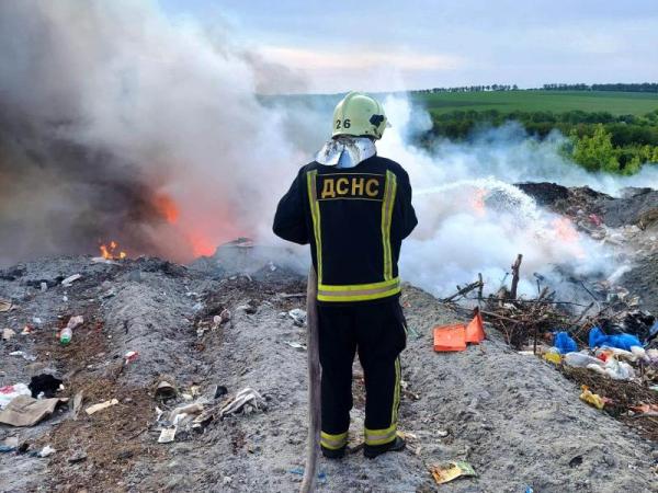 Новина За останню добу рятувальники Кіровоградського гарнізону ліквідували сім пожеж сухостою та сміття Ранкове місто. Кропивницький