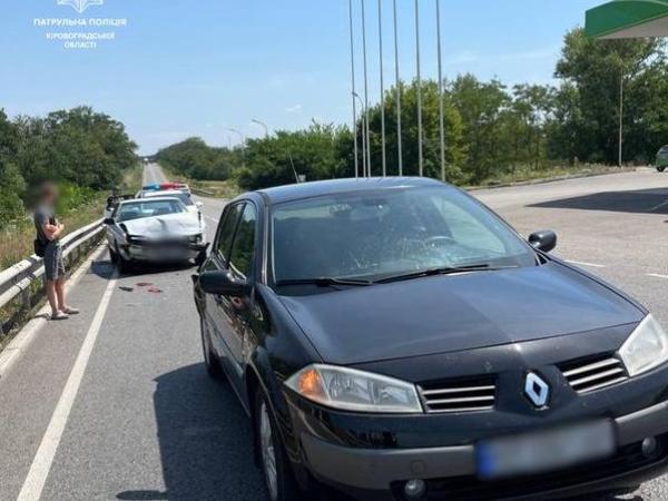 Новина Недотримання простих правил безпеки одним з водіїв стало причиною ДТП Ранкове місто. Кропивницький